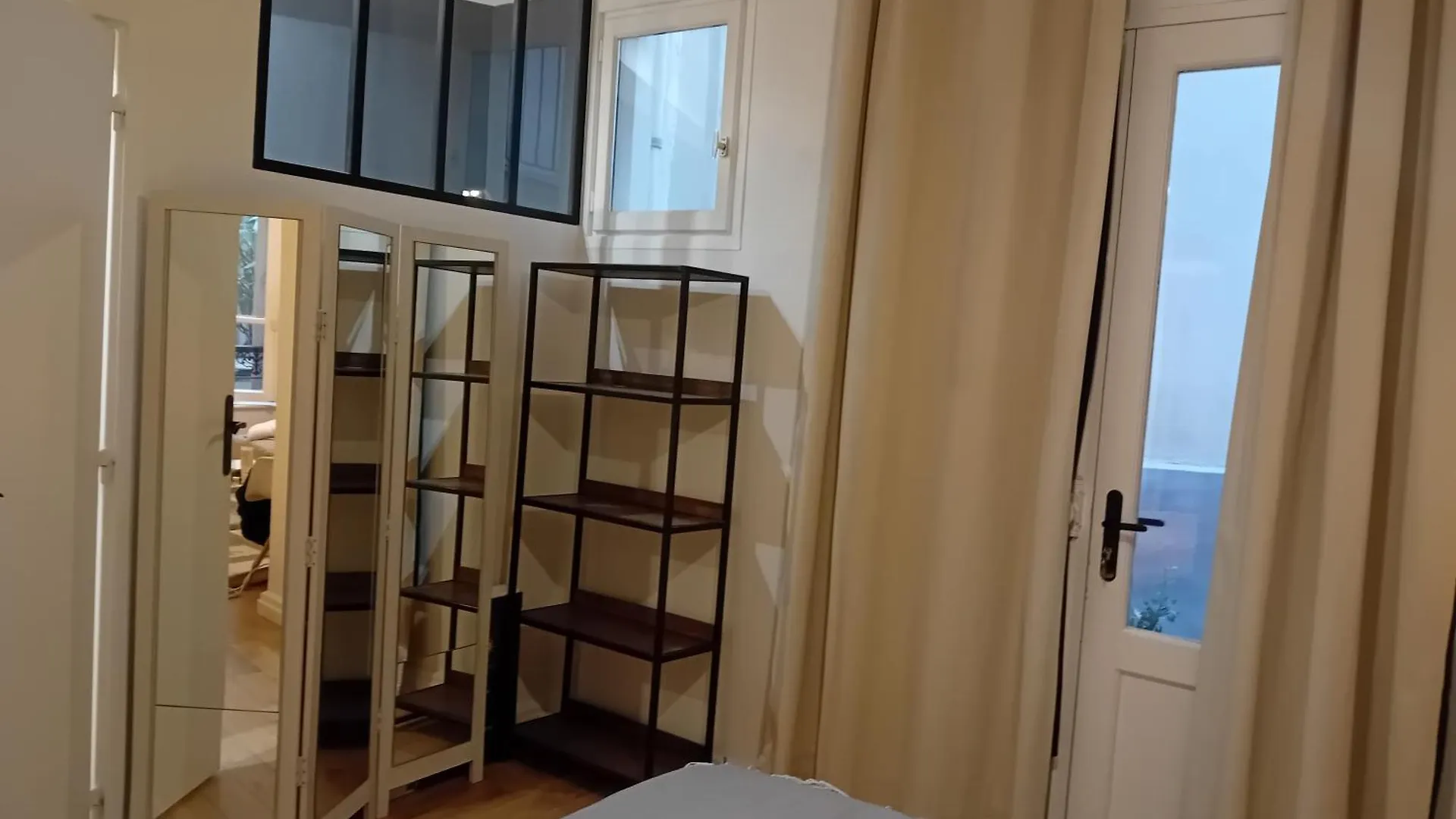 Center Paris 6Eme ,Gare Montparnasse 1 Minute,5 Minute Eiffel Tour And Louvre Meusm Apartment France